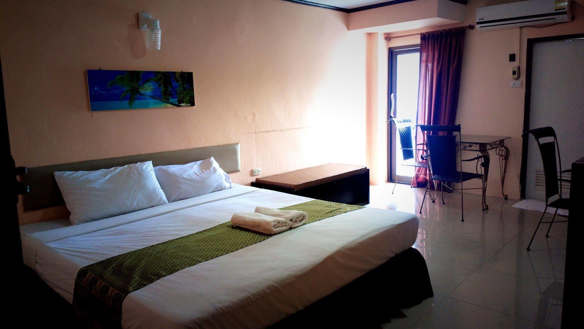 Hua Hin Euro City Hotel Ngoại thất bức ảnh